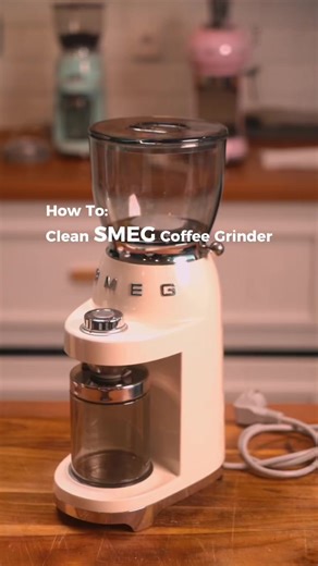 How to clean SMEG Coffee Grinder 🫘 #smeg #luxury #coffee #howto #foryou