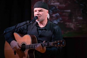 Eric Fish & Friends: Die Spotify-Playlist für #DaheimDabeiKonzerte