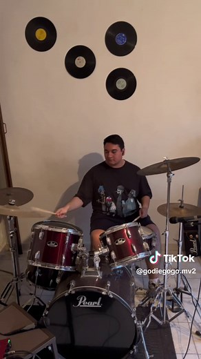 Gorillaz - Feel Good Inc (Drum Cover) #drums #drummer #music #fyp #foryoupage #parati #gorillaz