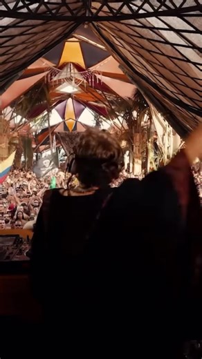 Exploring the Pompeii Experience at Universo Paralelo