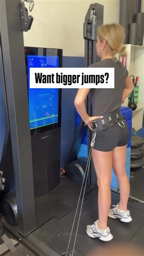 The jump doesn’t start on the ice — it starts in the gym. 💥 Training load and explosion through the lower body is exactly what translates to height, power, and consistency in every jump. At Compete Sports Performance & Rehab, we use @oxefit technology to measure and develop real power output so athletes can see exactly how their training is improving their performance. 👉 Visit competeperformance.com to book your performance training session.