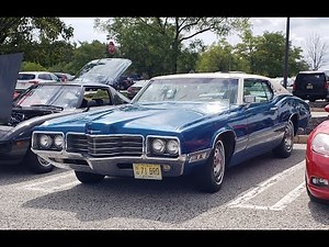 1971 Ford Thunderbird.