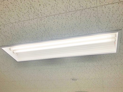 蛍光灯の安全な取り外し方を確認！種類別の作業方法を紹介