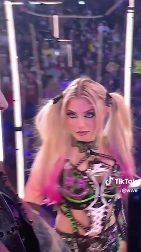 mami is exactly the girl she thinks she is 😈 #WWEChamber #WWE #RheaRipley #AlexaBliss