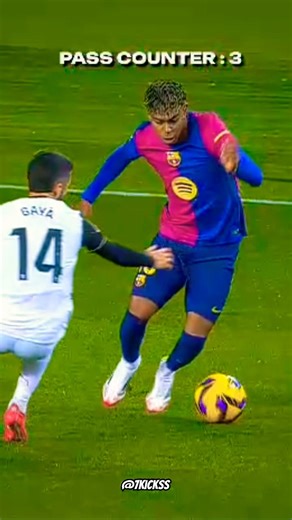 Mastering Barcelona’s Counter-Attack Tactics 🔥🔥 #footballshorts