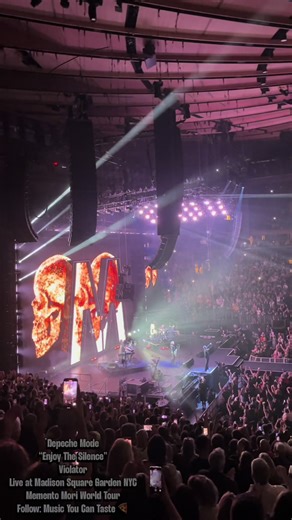 Depeche Mode live at Madison Square Garden 2023. This was the first tour in the band's history without founding member Andy Fletcher, who passed away in 2022 RIP.@Depeche Mode @DaveGahan🔵 @Madisonsquaregarden #depechemode #enjoythesilence #musicyoucantaste #livemusic #🍕