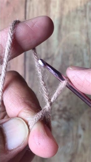 How to make a magic ring with double crochet 🧶 #crochet #örgü #amigurumi #yarn #lace #basic #asmr