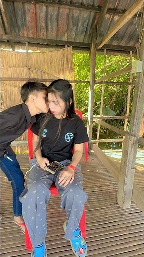 I Kissed My Angry Girlfriend 💋 | From Mad to Happy in Seconds! #AngryGirlfriend #SweetKiss