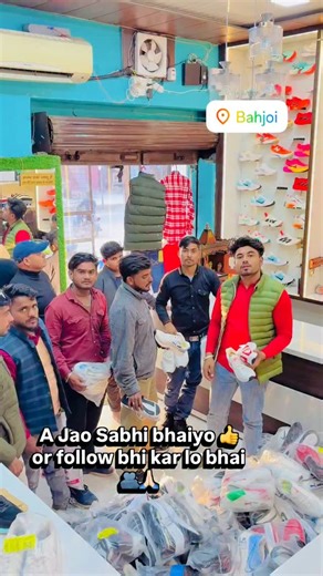 Deol jaatt on Instagram: "Sabhi bhaiyo ko love you so much yaaro 🥰🫂#viralreels #smallbusiness #viralvideos #photographer #model"