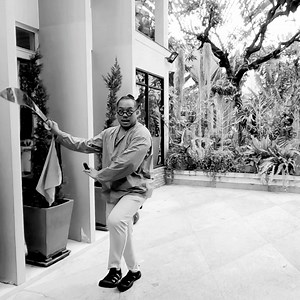 1.5K views · 98 reactions | Bāguà dāo (八卦刀)Bagua boardsword Lesson 1 Basic Bagua Saber #internalpugilismthailand #baguazhang #baguaboardsaber #iptthailand #toniparada 1.The lion hold the ball -Splitting the mountain -Riding the boat separating the water 2.The green dragon springs from the ocean 3.The unicorn spits out the book #internalpugilismthailand #IPT #baguathailand #toniparada #baguadao #bagualongxingdao | Internal Pugilism Thailand | Facebook