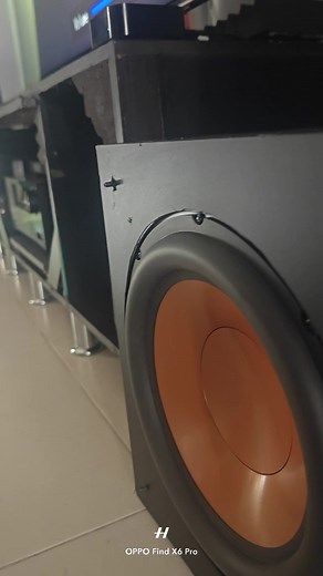 Klipsch R-12SW Subwoofer: Ultimate Bass Experience