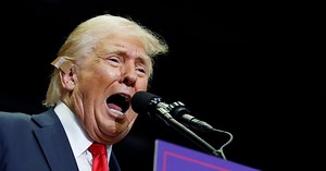 Critics Suspect Trump Is 'S**tting His Pants' After Overnight Biden Meltdown