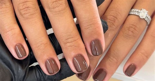 As seis manicures mais elegantes para unhas curtas neste Outono de 2026