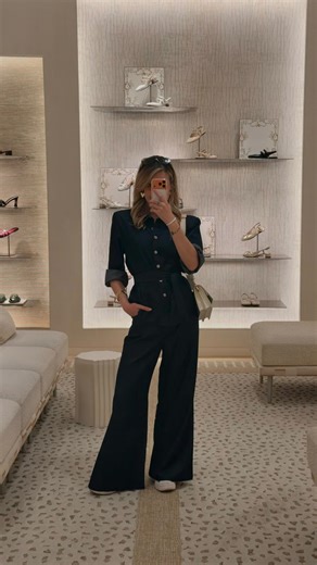 Ev | Instagram VS Reality 🎥 My girls are such a hype 😂 🤍 #Instagramvsreality #dance #sing #crazy #music #fashion #instagood | Instagram