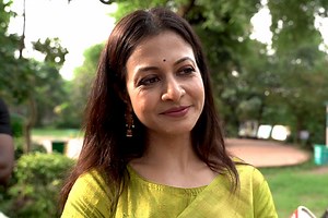 মা-বাবার আফ্রিকা যাওয়া নিয়ে কেন ঝগড়া করেছিলেন কোয়েল মল্লিক?