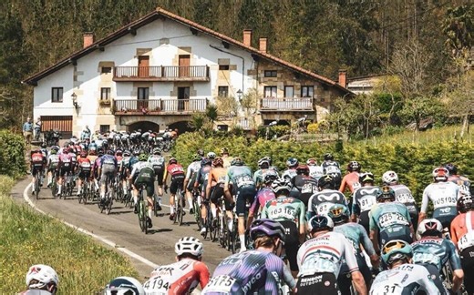 Tour du Pays basque 2026 - Où voir la course en direct à la TV ? Chaînes et horaires - TotalVelo