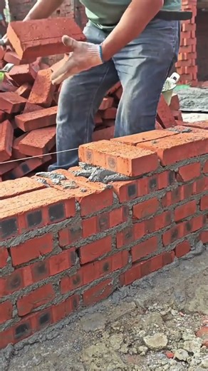 The right steps to install exposed bricks to build a solid wall structure