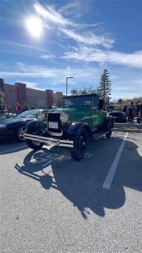 🇺🇸🎩 1929 Ford Model A Cabriolet — Bringing all-weather elegance to the roaring twenties