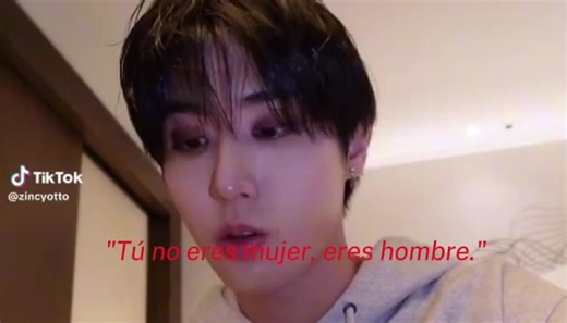 Videos de Lee know_alex (@lee.know_alex) con “sonido original - 🦋🎨_KATHERINE_🎨🦋”