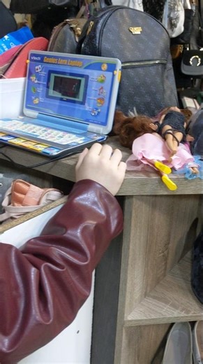 VTech Genius Lern Laptop (німецька версія) + мишкаБренд: VTech — топовий дитячий навчальний бренд