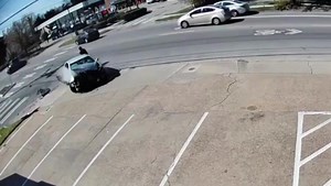 #VIDEO: A woman faces multiple charges after Norfolk Police said she hit an officer with her vehicle, which led to a high-speed pursuit that ended with a violent crash caught on camera. Disclaimer: This video contains graphic images that may be disturbing to some audiences. Video courtesy: Aimee McAlister Read the full story here: https://bit.ly/3lB9W6P | WAVY TV 10