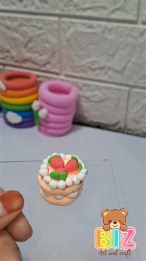 DIY Mini Strawberry Cake 🍓🎂 | Cute Clay Cake Tutorial | Miniature Dessert #shorts