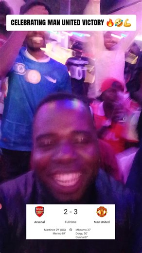 Manchester United Fans Celebrate Cunha's Third Goal