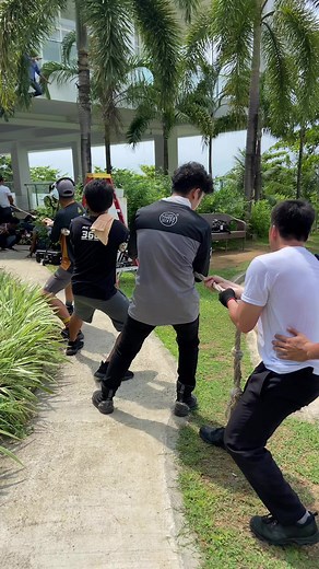 39K views · 397 reactions | Using harness for safety landing!  #action360 #stuntman #stuntperformer #TheIronHeart #behindthescenes #action #fbreels #reels | Gerry Capote | Facebook