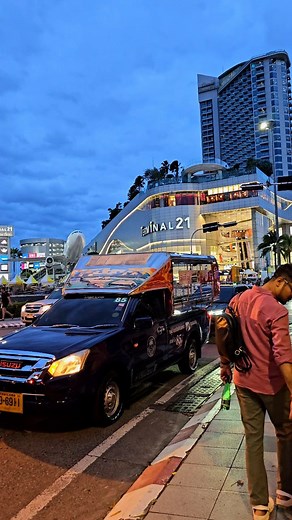 Terminal 21 view from opposite Road side 🇹🇭❤️✈️ . . . #Terminal21Pattaya #terminal #Terminal21 #pattaya #pattayacity #pattayathailand | Thailand in Motion