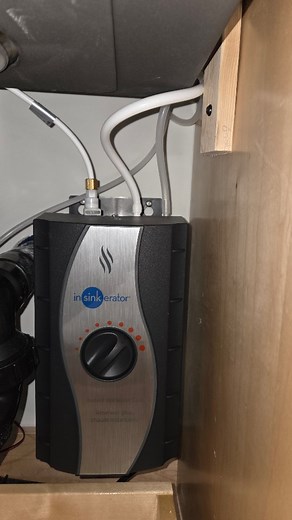 Install hot #plumber #plumbing #reels | Reliant Plumbing