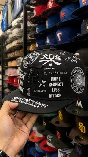 Everyday Outfit Check: Stylish Baseball Cap Picks
