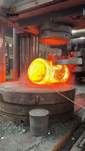 Forging process: Upsetting and drawing #forging