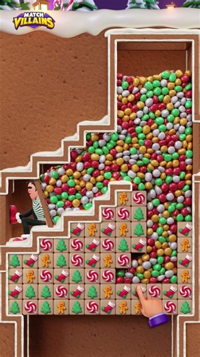 Eliminate the blocked blocks and escape from the green python #games #coalmining