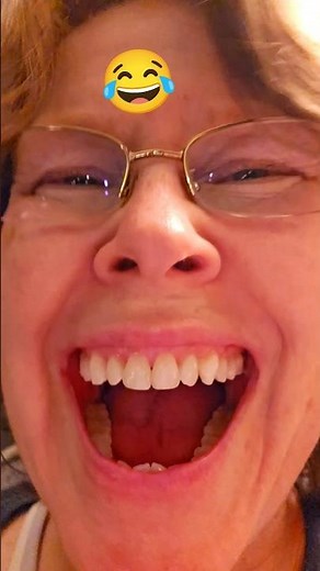 Crazy Old Woman Laughing 🤪 #contagiouslaughter