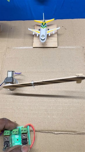 Automatic airplane ✈️ gate opener system •Dc motor