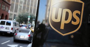 Masked men rob UPS driver at gunpoint at Riva Shopping Center in Annapolis