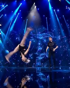 SENSATIONAL Dance Audition gets a STANDING OVATION! | Dancers Got Talent