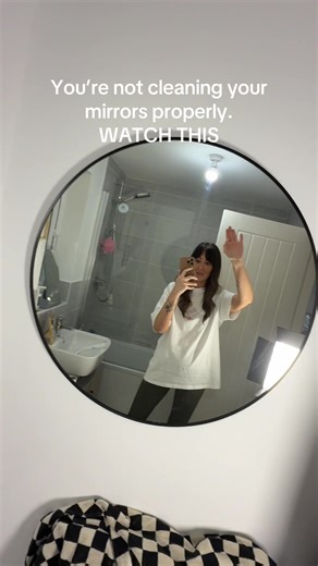 Amazing Cleaning Tool for Perfect Mirrors