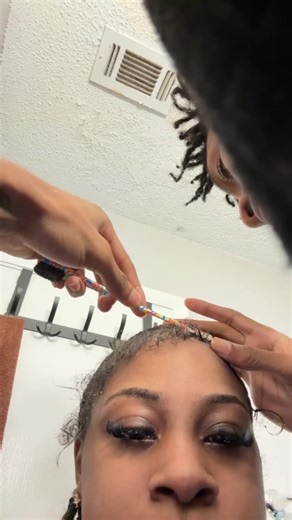 LMAOO, This his first and LAST attempt trying to do my edges 🤣🤣 #f#funnytiktokc#couplestiktokf#fypシ゚viralv#viralvideor#relationshipgoals❤️