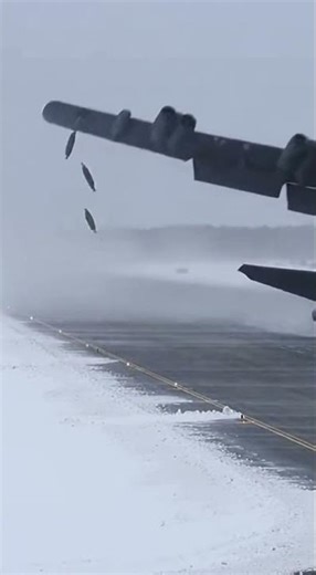 Unexpected B-52 Take off