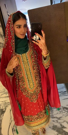 Celebrating Omani Women's Traditional Attire