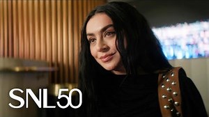Charli XCX stars in very mean 'SNL' meet cute