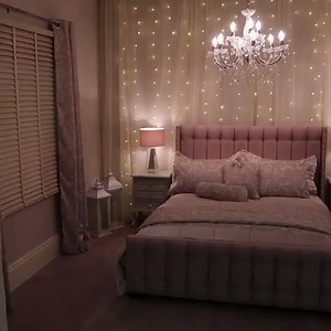 THIS FAIRY LIGHT CURTAIN IS SOOO MAGICAL ✨✨✨ Glam Home Store Love it?! 🌟 Shop here >>> https://goo.gl/gsdQxw | Pink Boutique