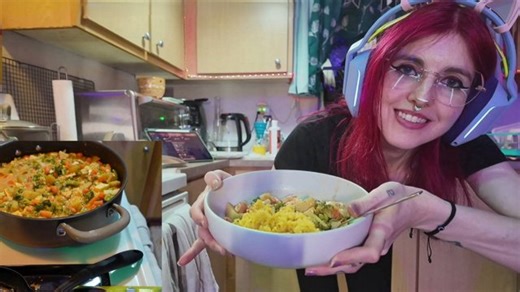 [loud?] Cooking curry late at night~