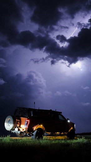 591K views · 22K reactions | This tornado-warned supercell produced NONSTOP lightning! 勞⚡ Every flash revealed something wild in the clouds. How many faces and shapes do you see?! 樂 This electric powerhouse lit up the night sky over the North Dakota plains earlier this summer. #StormChasing #Lightning #ExtremeWeather #NatureUnleashed #StormChaserLife | Ricky Forbes | Facebook