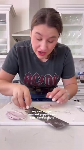 Herb Roasted Chateaubriand 🥹❤️ it is one of my favorite dishes, so easy, delicious and the dream hosting meal! Let me know if you want a tutorial on how to break down the tenderloin :) Pro Tips: * I love scoring the tenderloin so more of the flavor gets in there! * Completely coat in salt and let sit in the fridge for 1 hr to draw out excess moisture and tenderize the meat. Pat dry excess salt/moisture. * I always give it a quick blow dry (on cool) to draw out even more of that moisture and get