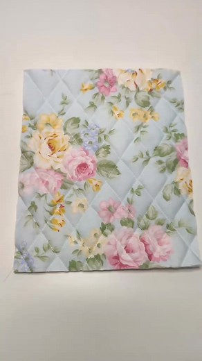 New to quilting? These quick tips will save you time and fabric. What’s your number 1 quilting tip? Credit: customdesignbykaylie ❤️ #DIY #sewingtok #SewingTips #sewingtutorial #sewingforbeginners | Sharon Rucker