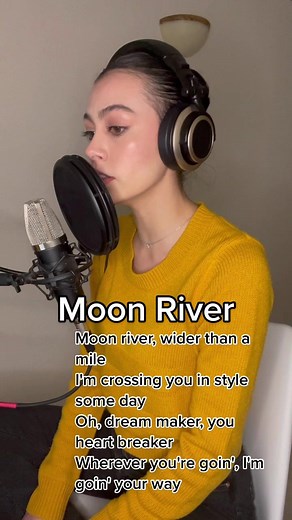 Audrey Hepburn Cover Song 'Moon River' with Beautiful Vocals