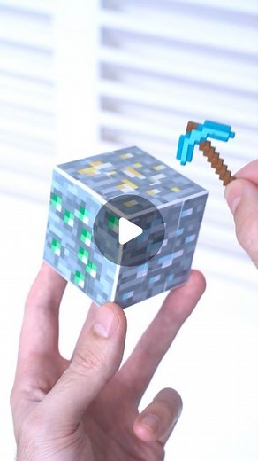 Cuby on Instagram: "Un cubo real de Minecraft!  #cuby #cuboderubik #minecraft #puzzle"