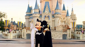 Mickey Mouse Delivers His Acceptance Speech for The Oscars | Chip and Company